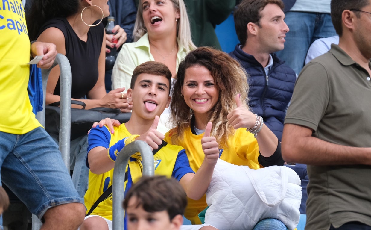 ¿Has estado en el Estadio viendo el Cádiz CF-Real Betis? Búscate en estas imágenes