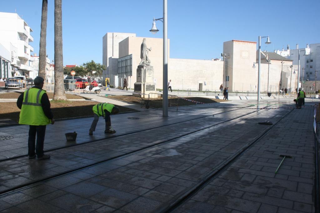 Imágenes históricas: Los años de obras del tranvía de la Bahía de Cádiz