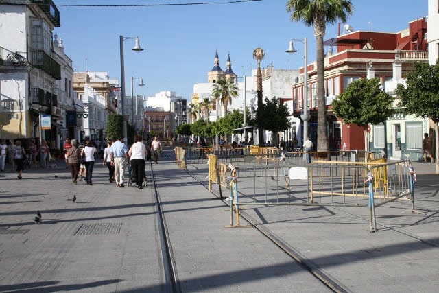 Imágenes históricas: Los años de obras del tranvía de la Bahía de Cádiz