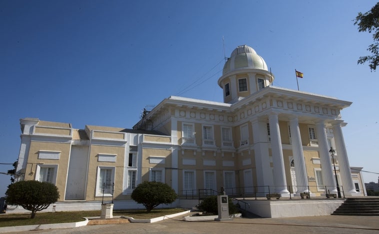 Este es el lugar de Cádiz que marca la hora oficial de España