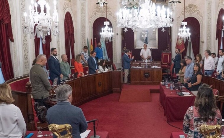 El Ayuntamiento asegura que las propuestas aprobadas en Pleno de Cádiz «dibujan la sociedad que queremos seguir construyendo»