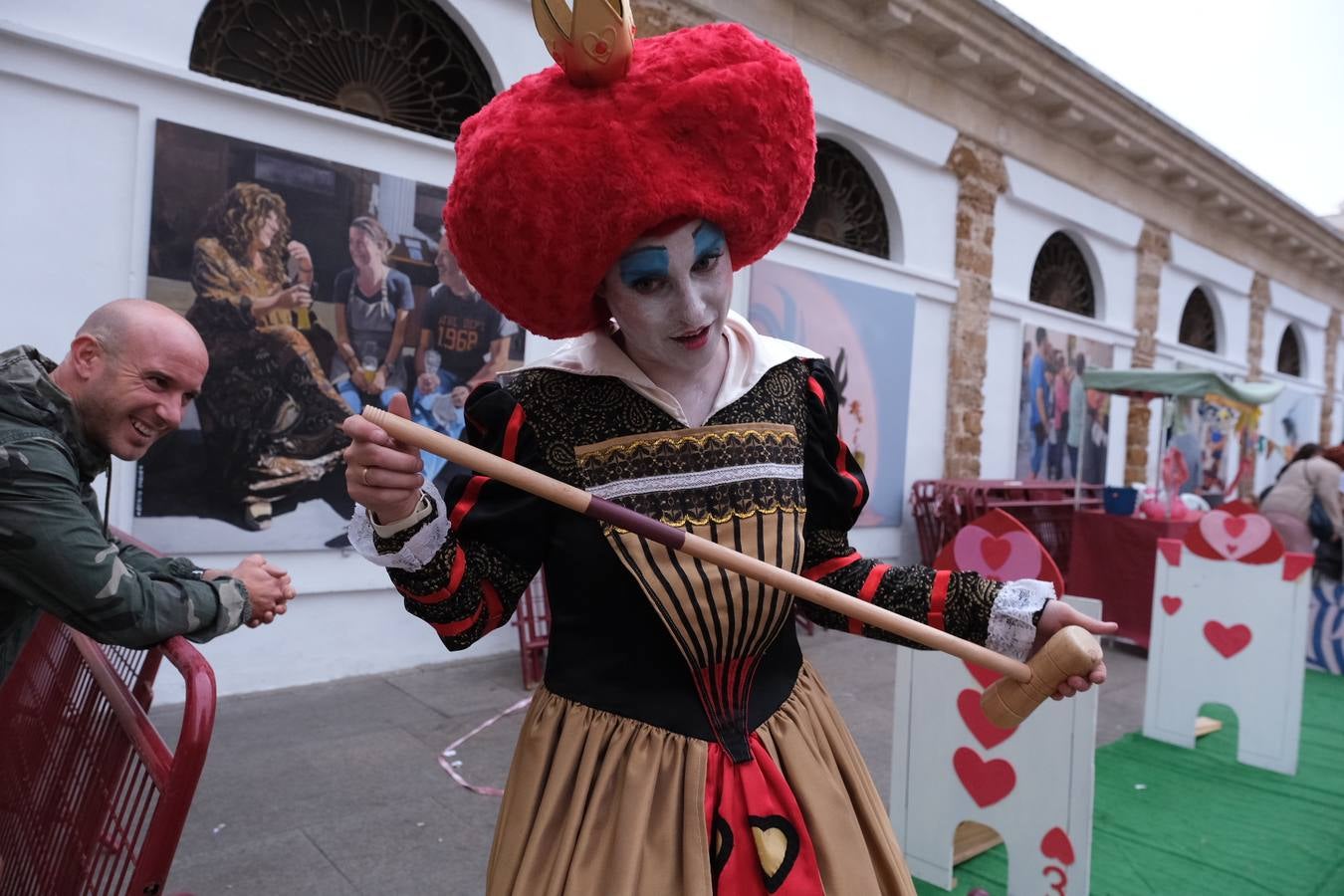 FOTOS: Los puestos del Mercado Central se engalanan para celebrar Tosantos