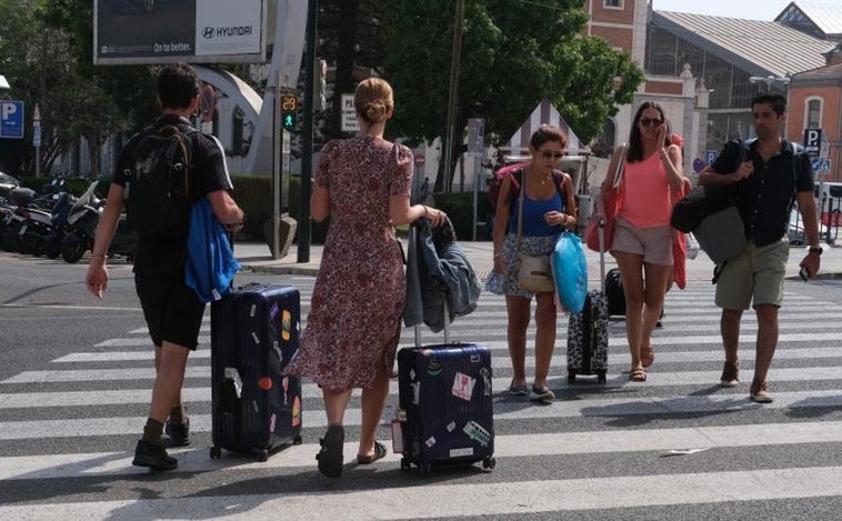 El Ayuntamiento de Cádiz lamenta que la Junta inicie «por su cuenta» la declaración de Zona de Gran Afluencia Turística