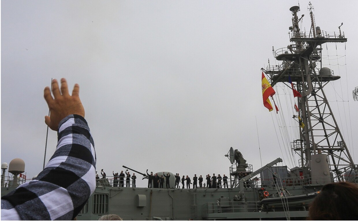 Imagen de la salida de la fragata 'Santa María' desde Rota para incorporarse a la operación 'Atalanta'.