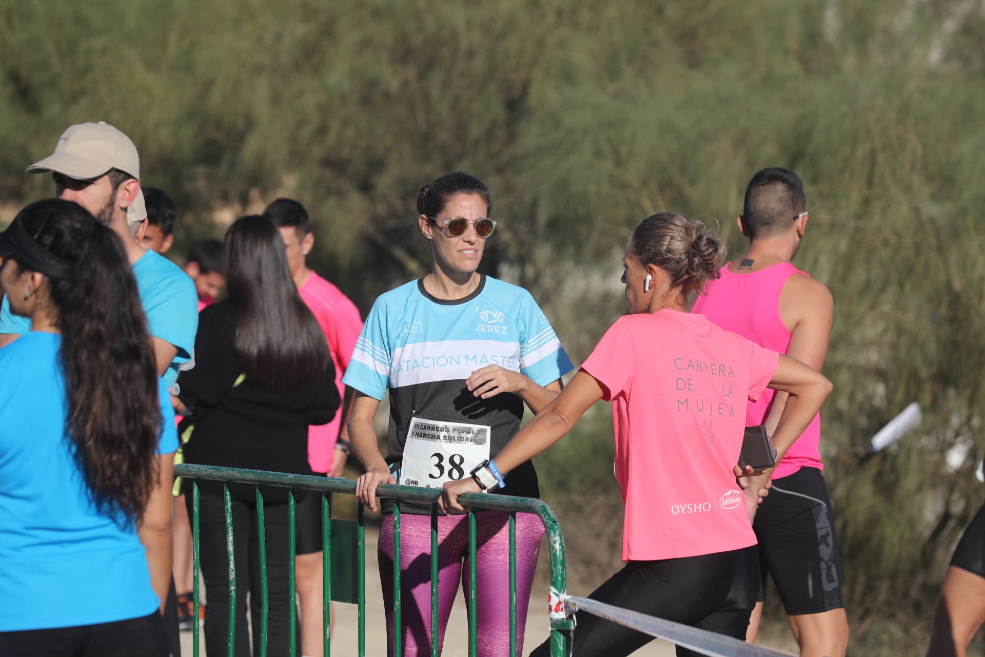 Fotos: La carrera solidaria de la ONG Nueva Bahía en Los Toruños