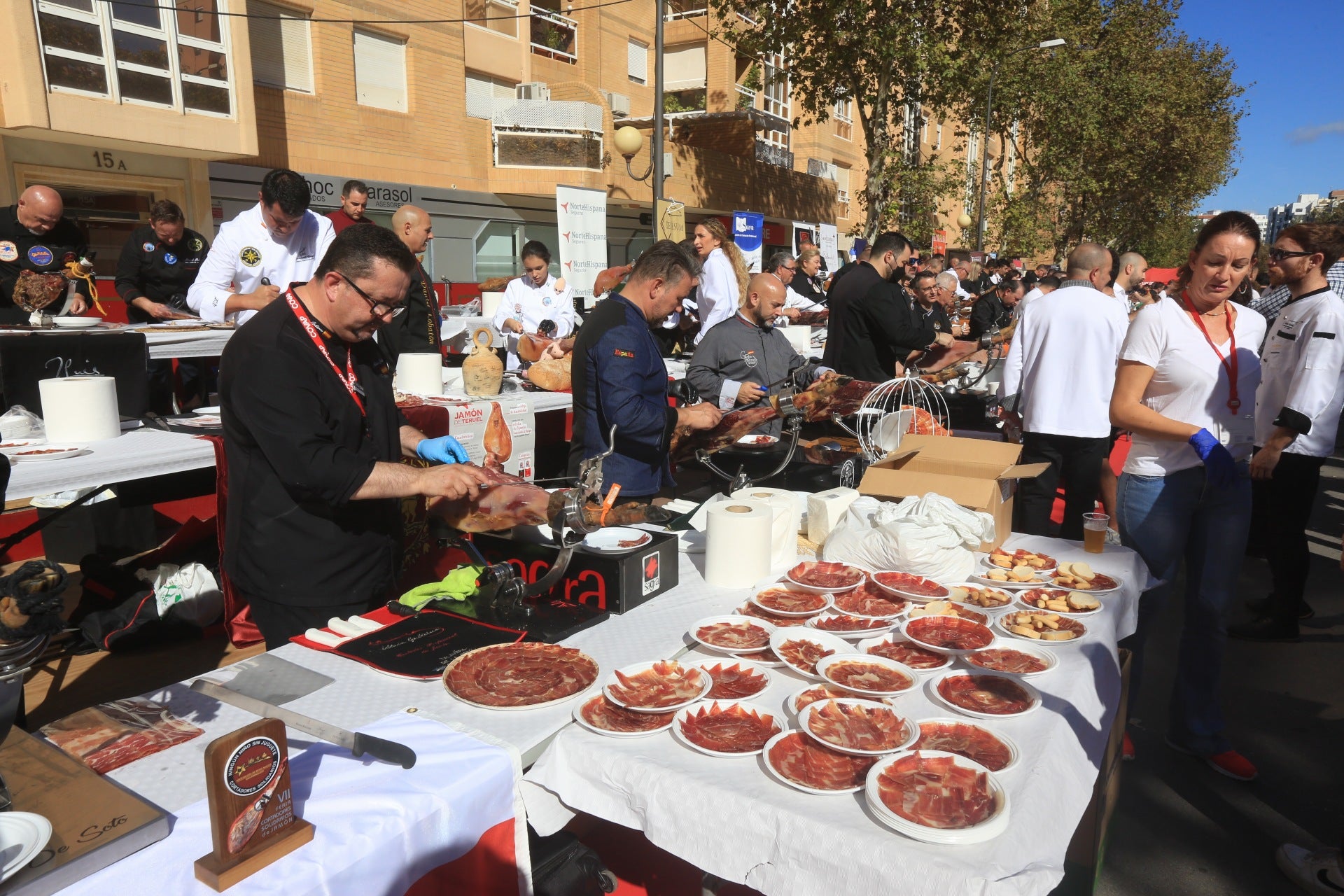 Fotos: Las espectaculares imágenes que dejan los cortadores de jamón en San Fernando