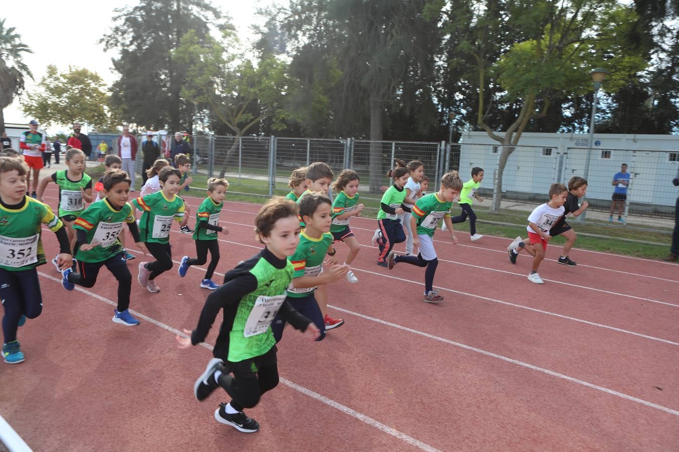 Fotos: El Puerto vibra con la Carrera Popular Puerto Menesteo