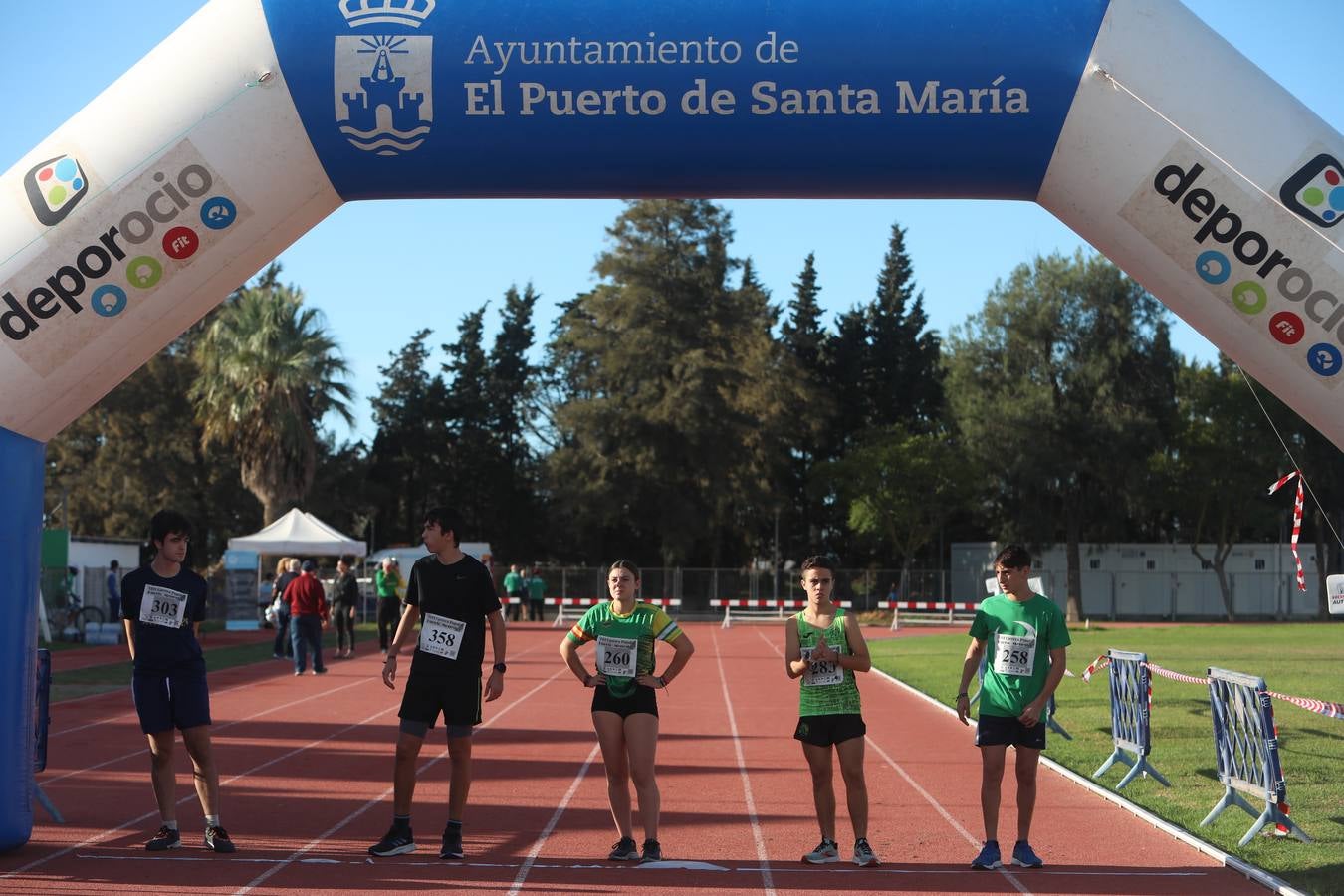 Fotos: El Puerto vibra con la Carrera Popular Puerto Menesteo