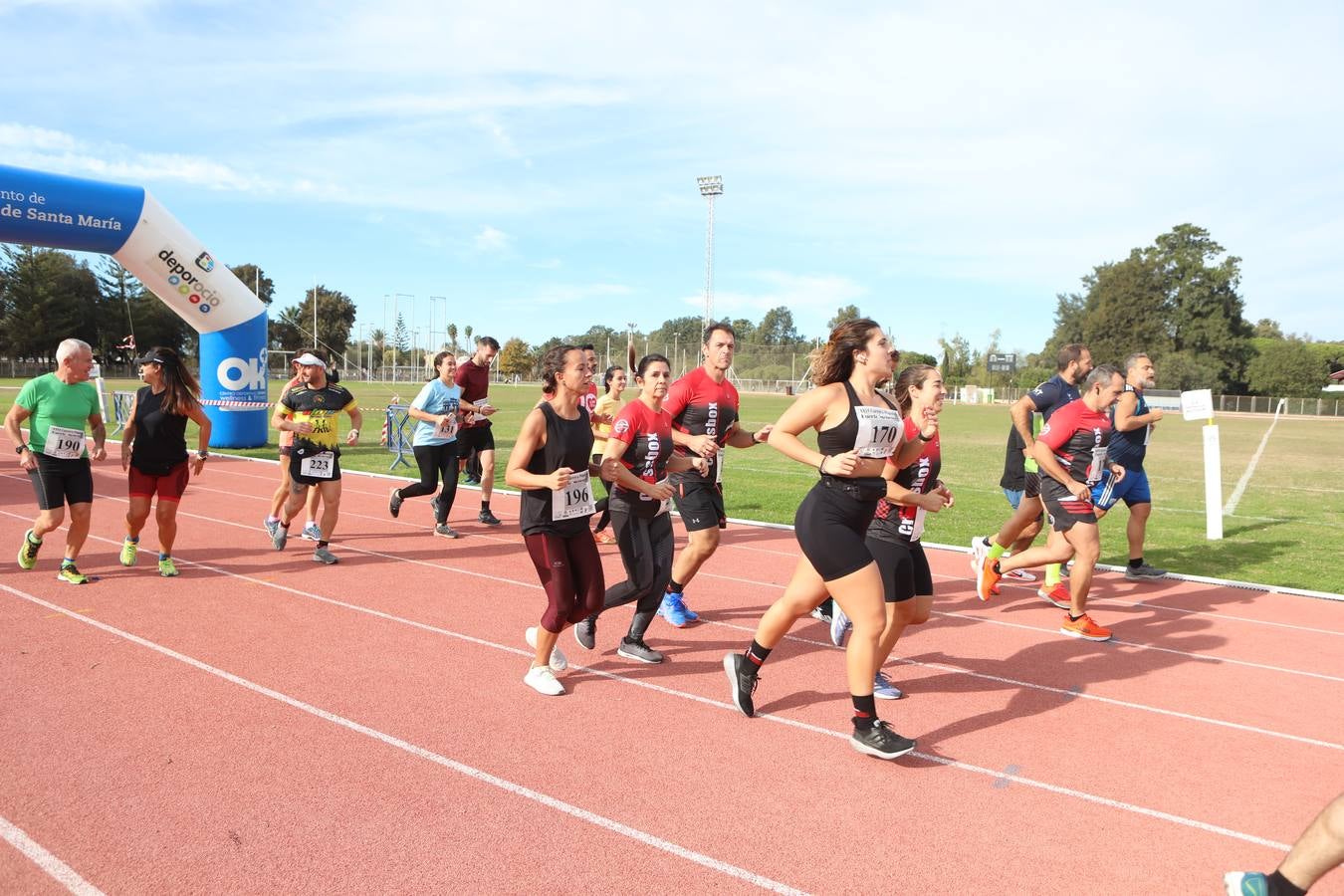 Fotos: El Puerto vibra con la Carrera Popular Puerto Menesteo