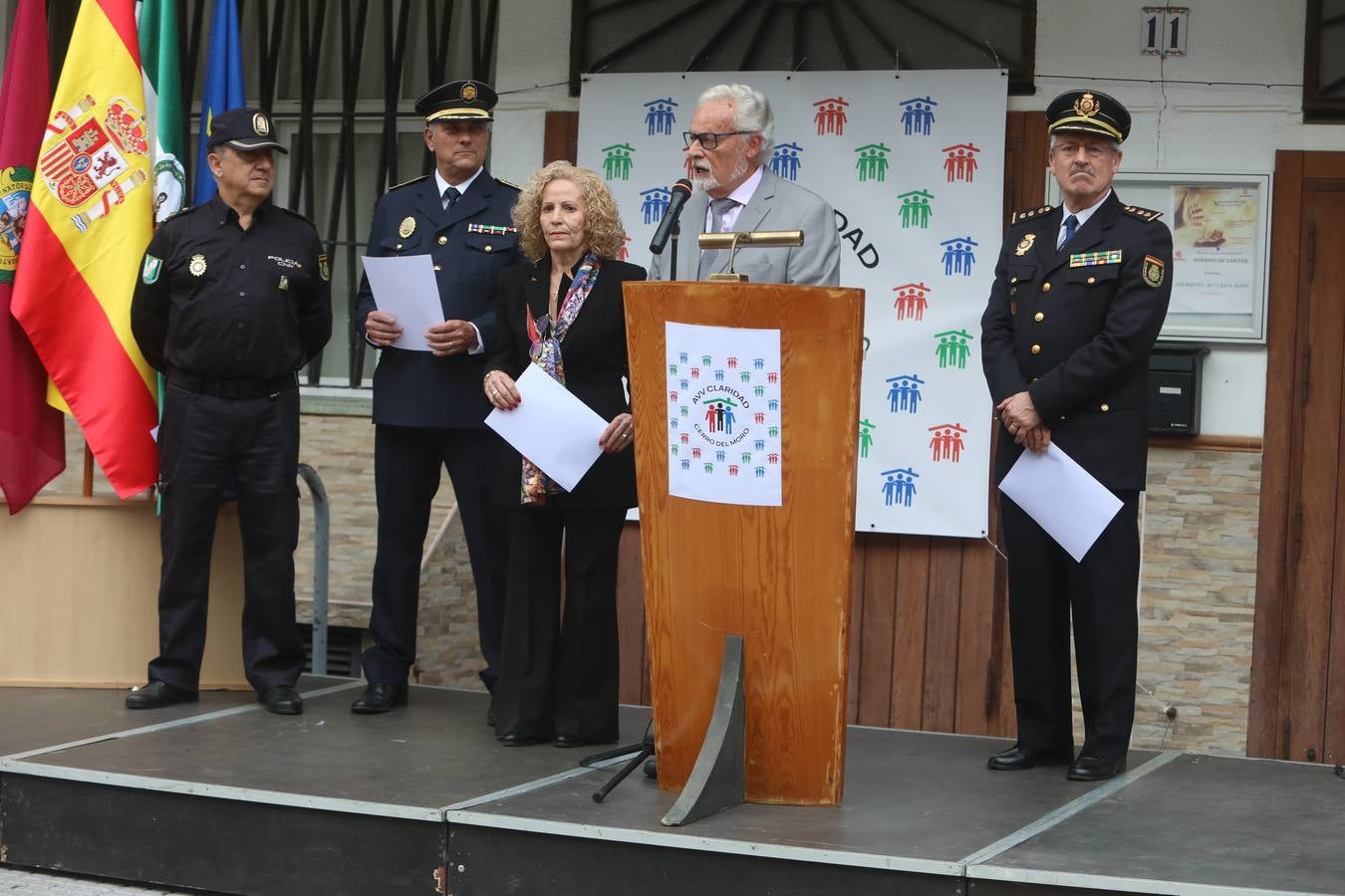 Fotos: Exhibición de los cuerpos de seguridad con motivo del Día Internacional del Niño