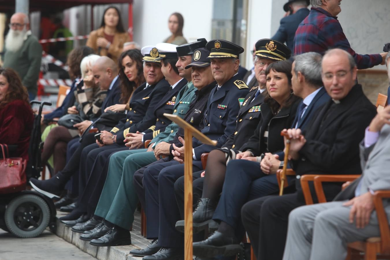 Fotos: Exhibición de los cuerpos de seguridad con motivo del Día Internacional del Niño