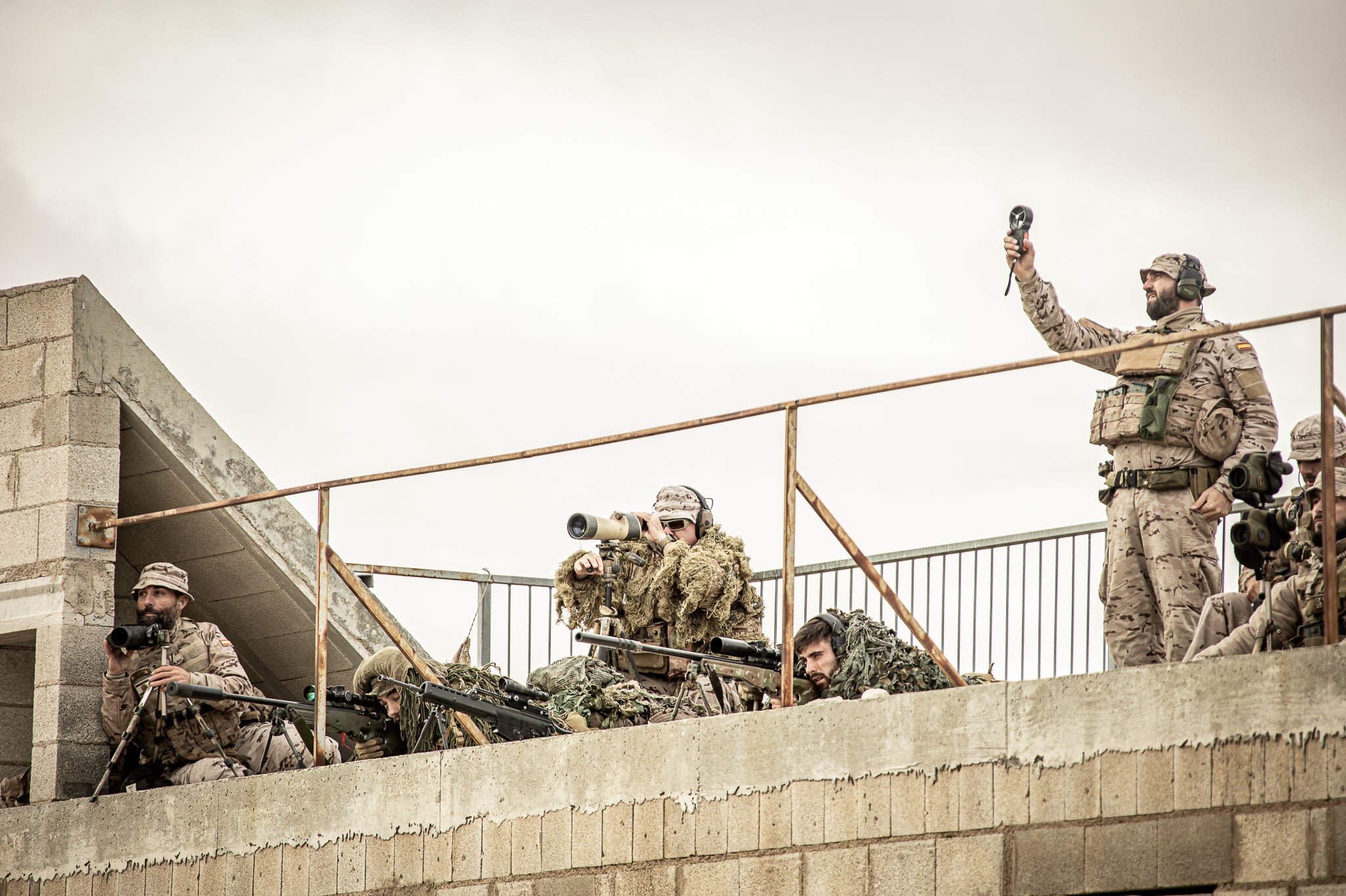 Maniobras del Tercio de Armada en Albacete: Temperaturas bajo cero y ejercicios de tiro real