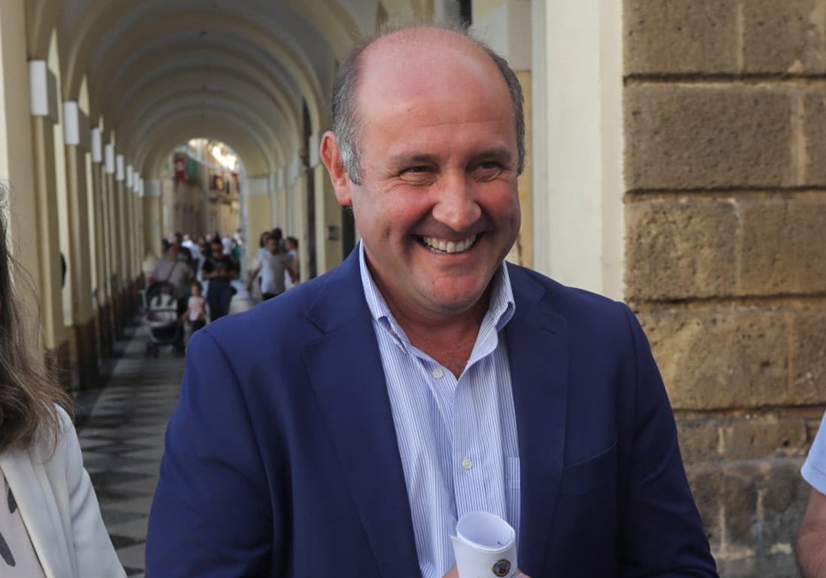 El portavoz del Grupo Municipal Popular en el Ayuntamiento de Cádiz, Juancho Ortiz.