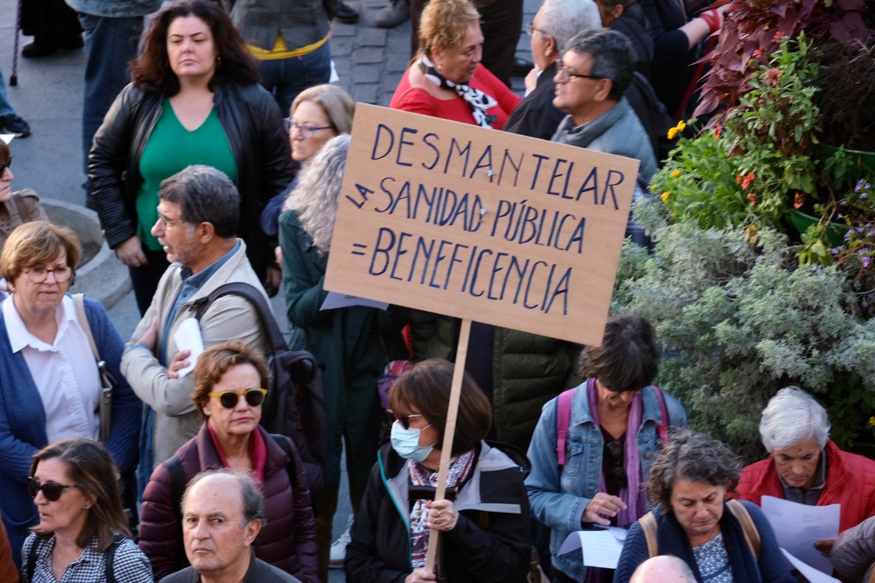 En imágenes: Manifestación en Cádiz «contra la privatización de la sanidad»