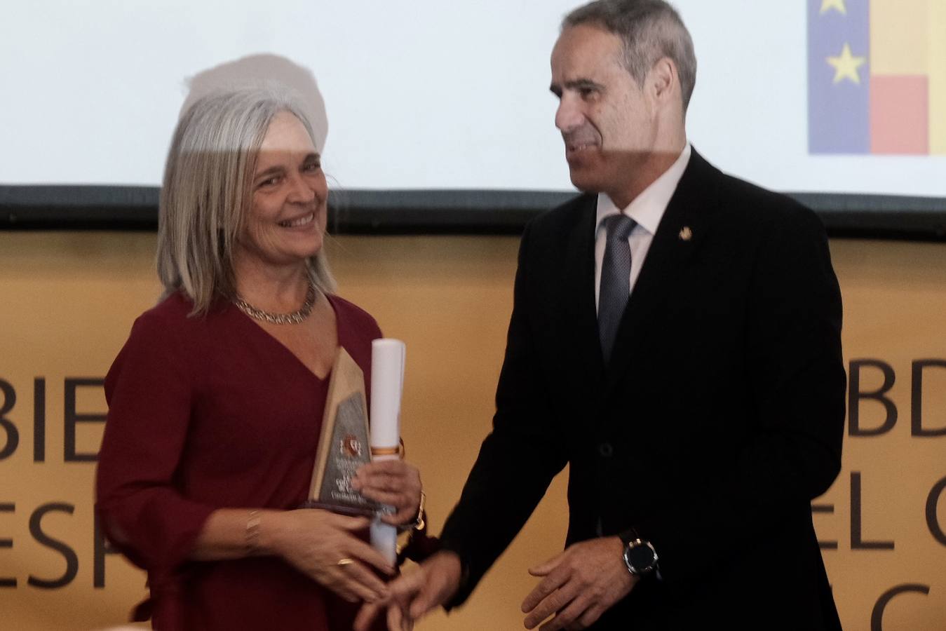 Fotos: Homenaje a destacados gaditanos en el 44 aniversario de la Constitución