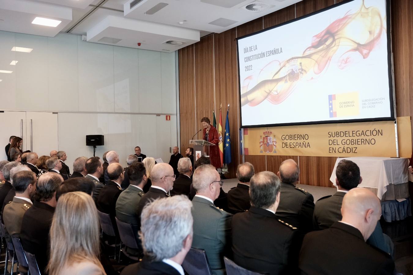 Fotos: Homenaje a destacados gaditanos en el 44 aniversario de la Constitución