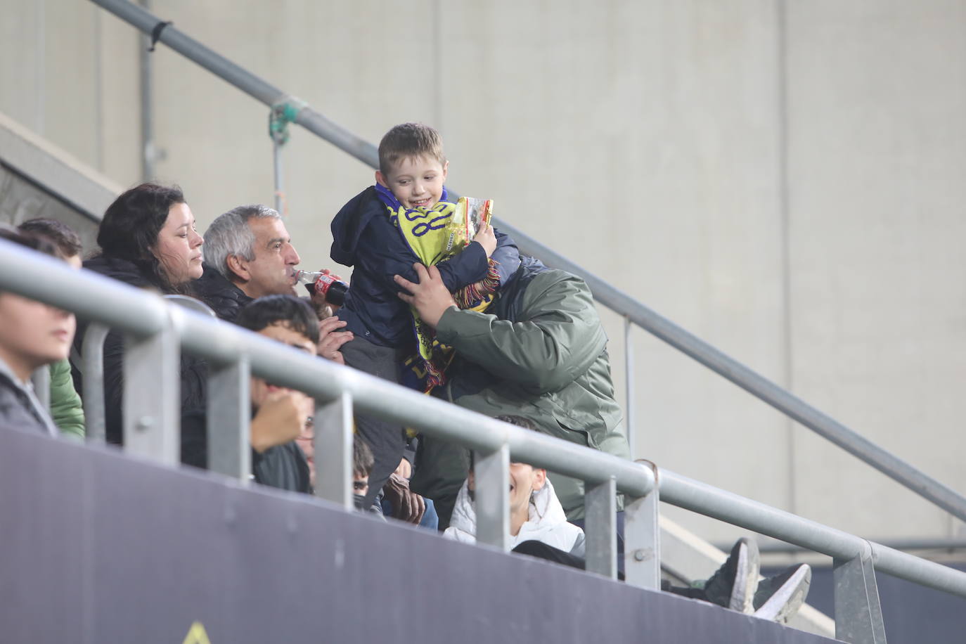 Fotos: Búscate en el partido Cádiz - Manchester United