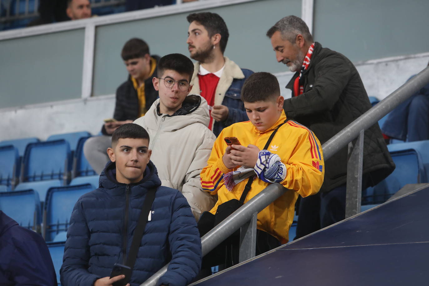 Fotos: Búscate en el partido Cádiz - Manchester United