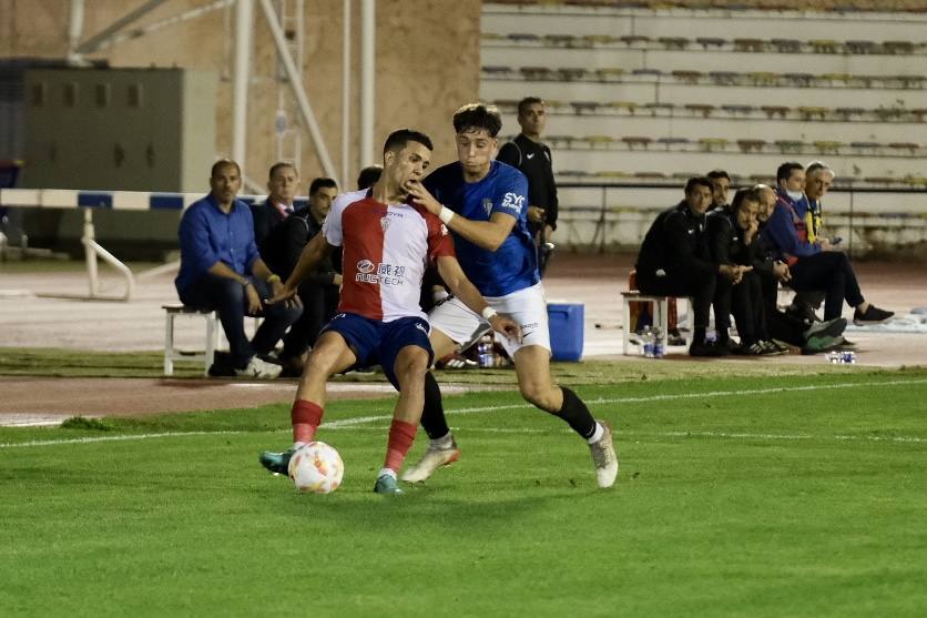 Fotos: Así ha sido el partido del San Fernando - Algeciras