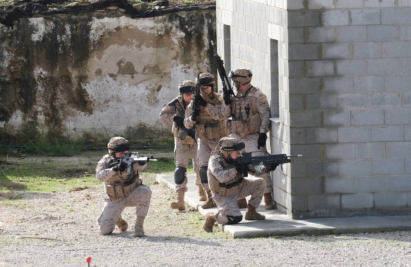 Fotos: las imágenes de la visita del rey Felipe VI al TEAR de San Fernando