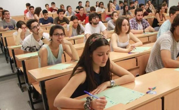 Ya se conoce cómo será el examen de la EBAU 2023: calendario y preguntas