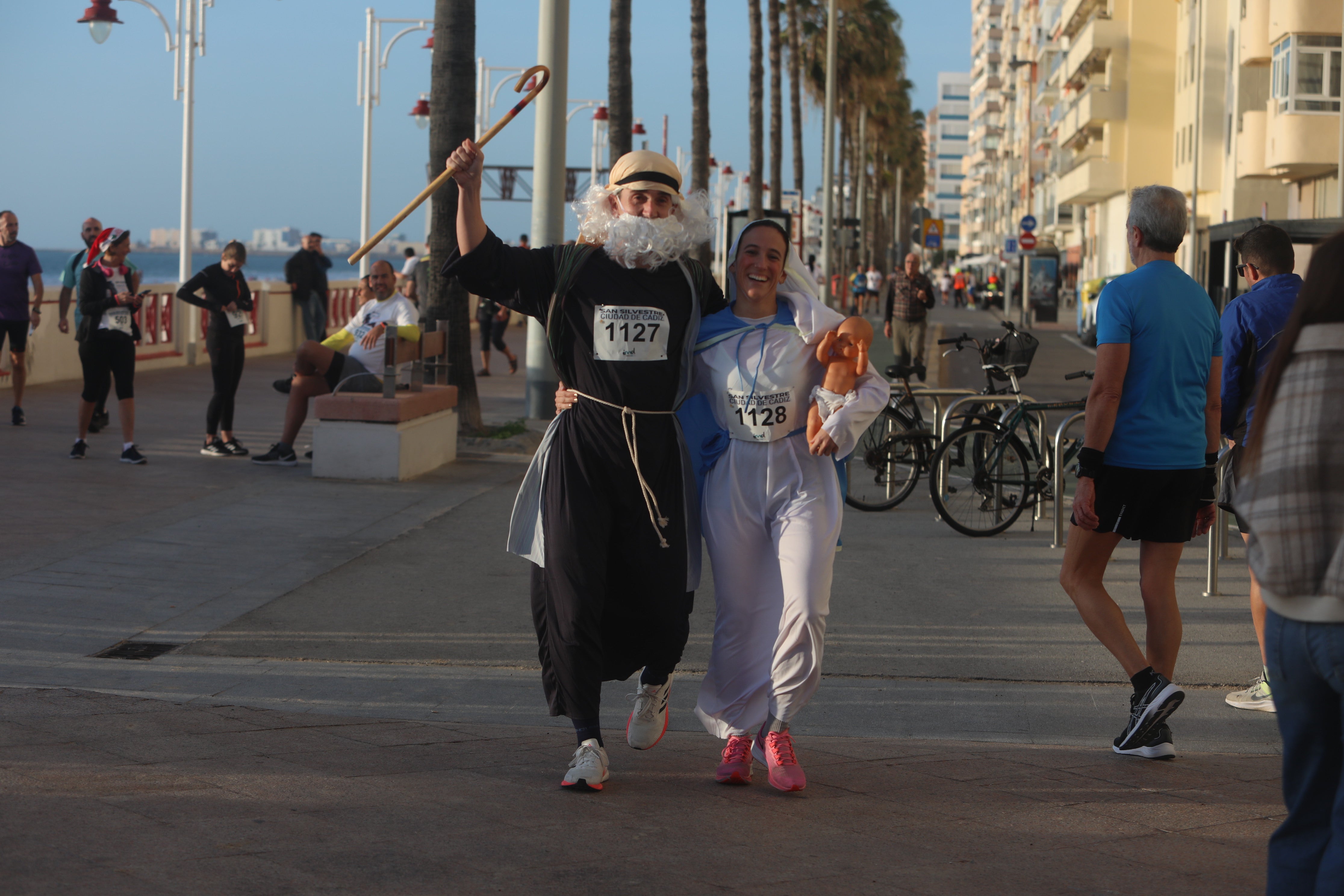 Fotos: Así ha sido la San Silvestre en Cádiz