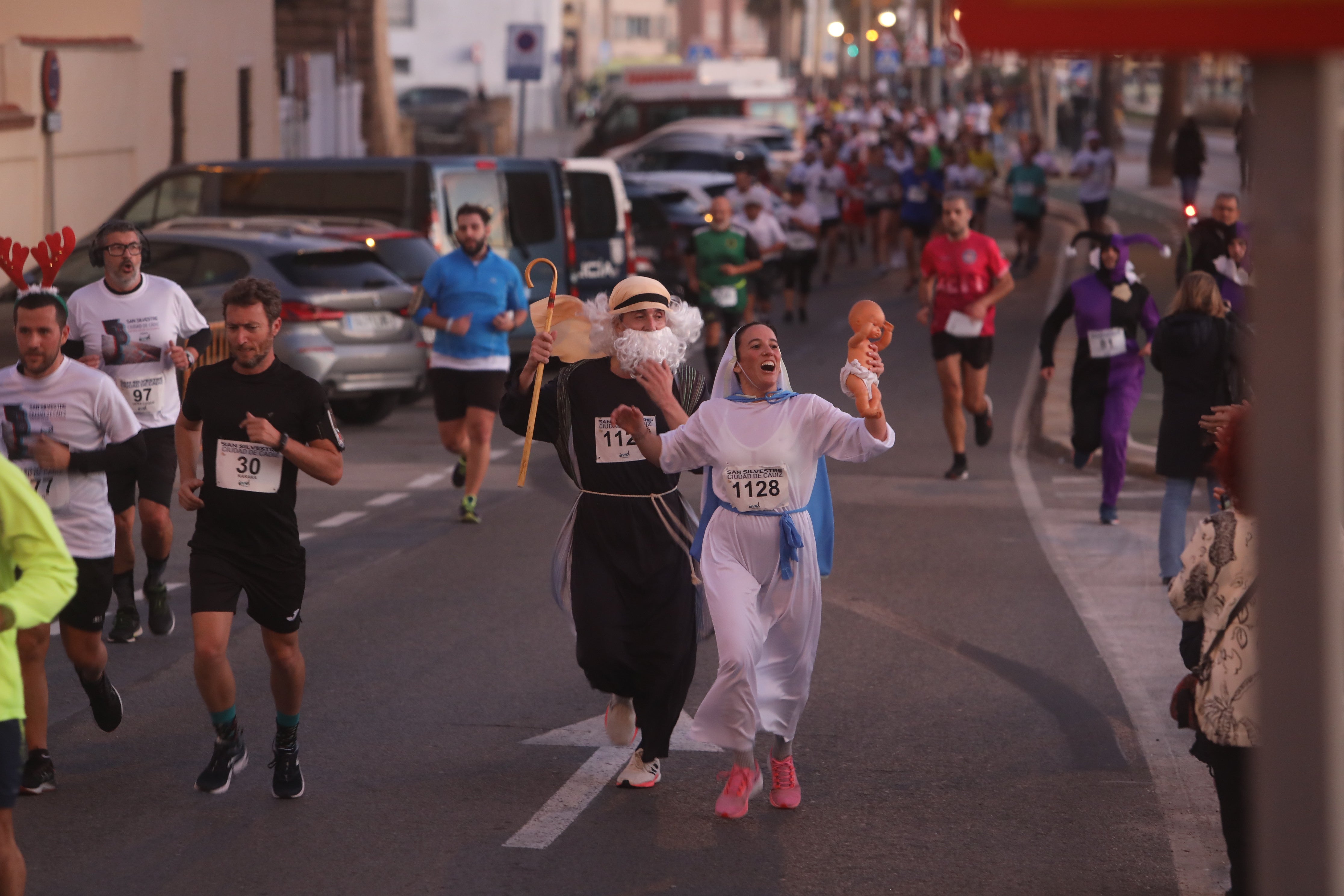 Fotos: Así ha sido la San Silvestre en Cádiz