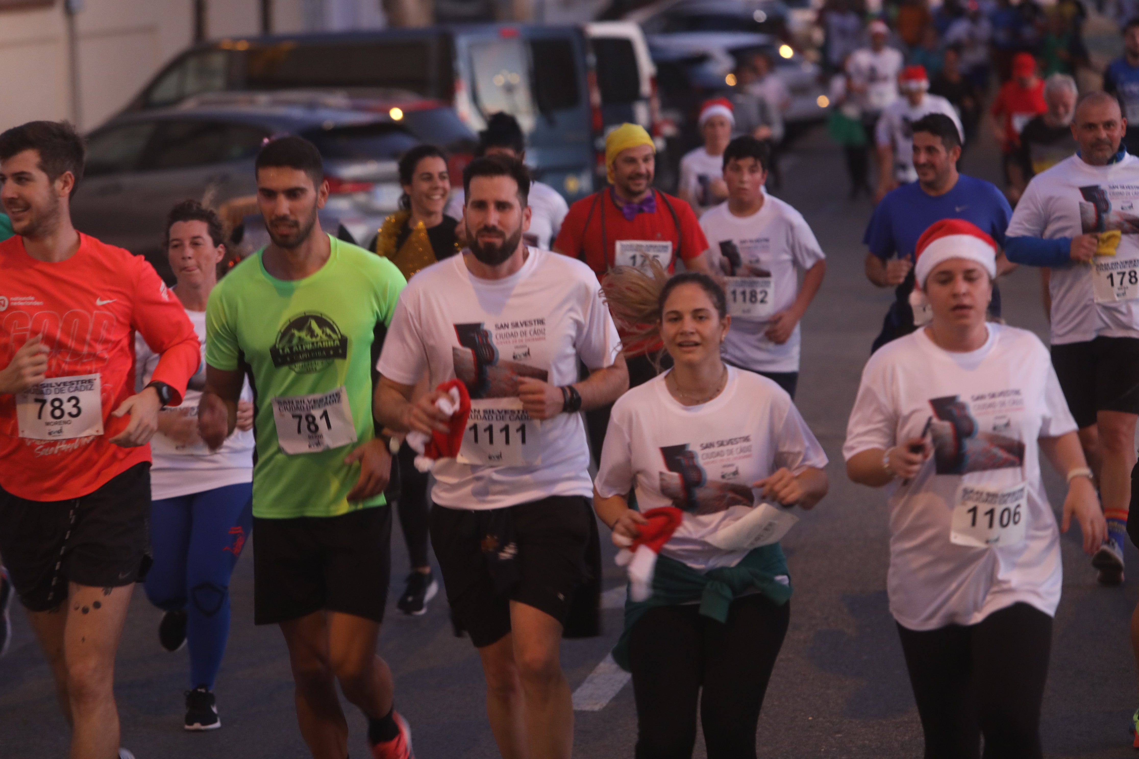 Fotos: Así ha sido la San Silvestre en Cádiz