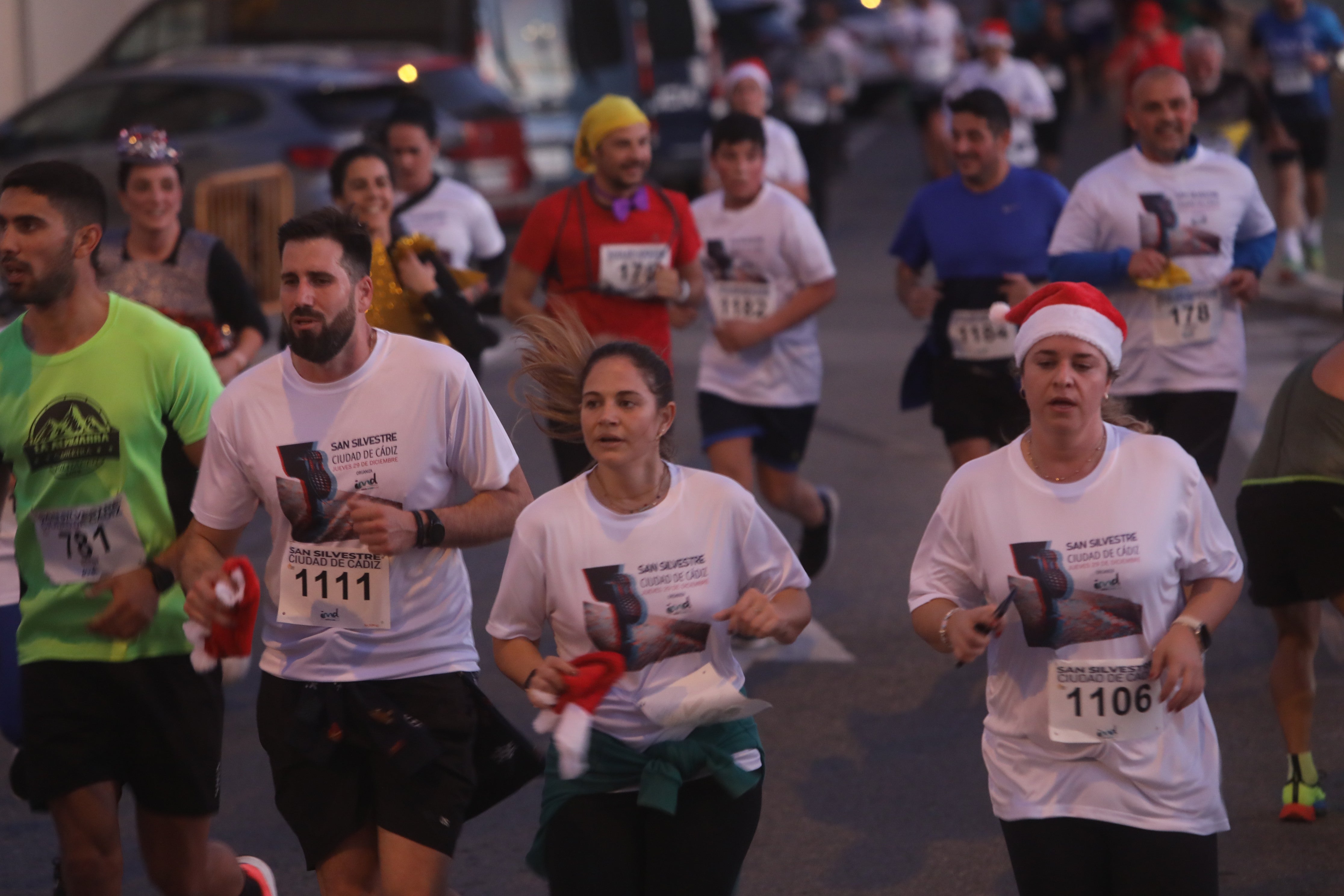 Fotos: Así ha sido la San Silvestre en Cádiz