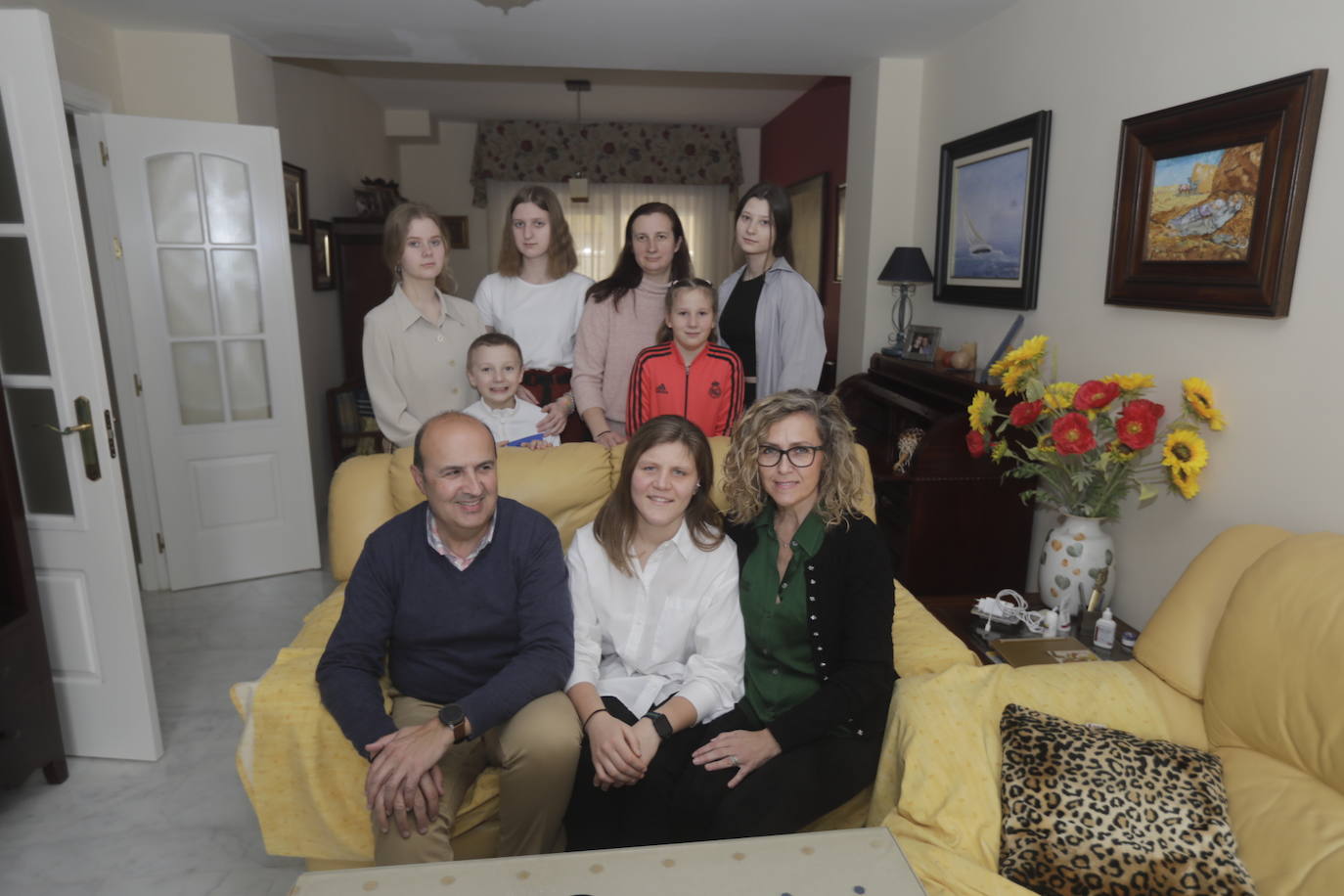 18 de marzo. La provincia de Cádiz se solidarizó con el pueblo ucraniano para recibir a muchas familias, que habían perdido todo en su país tras el inicio de los ataques de Rusia en febrero.