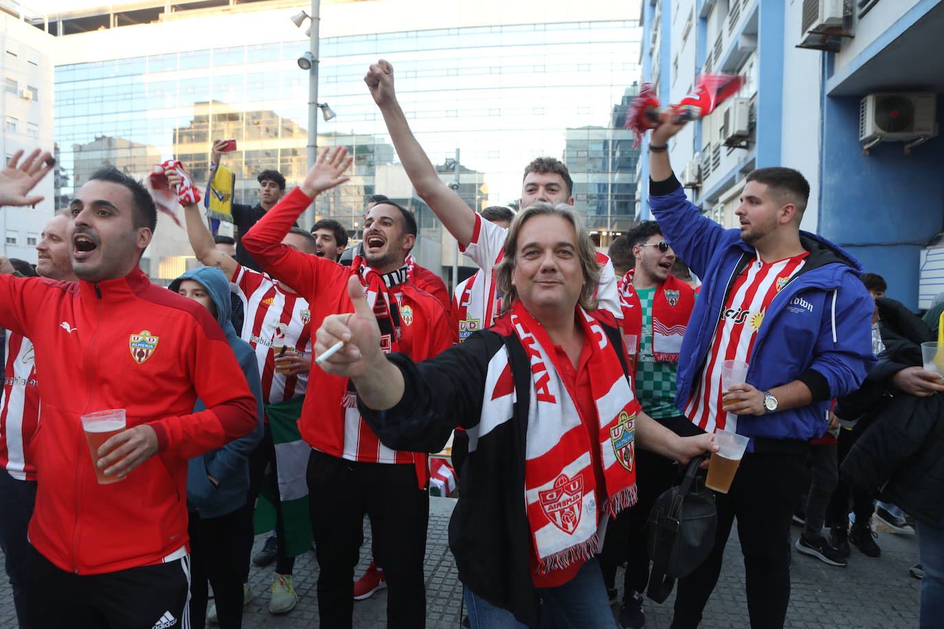 Fotos: Búscate en la previa del partido Cádiz - Almería