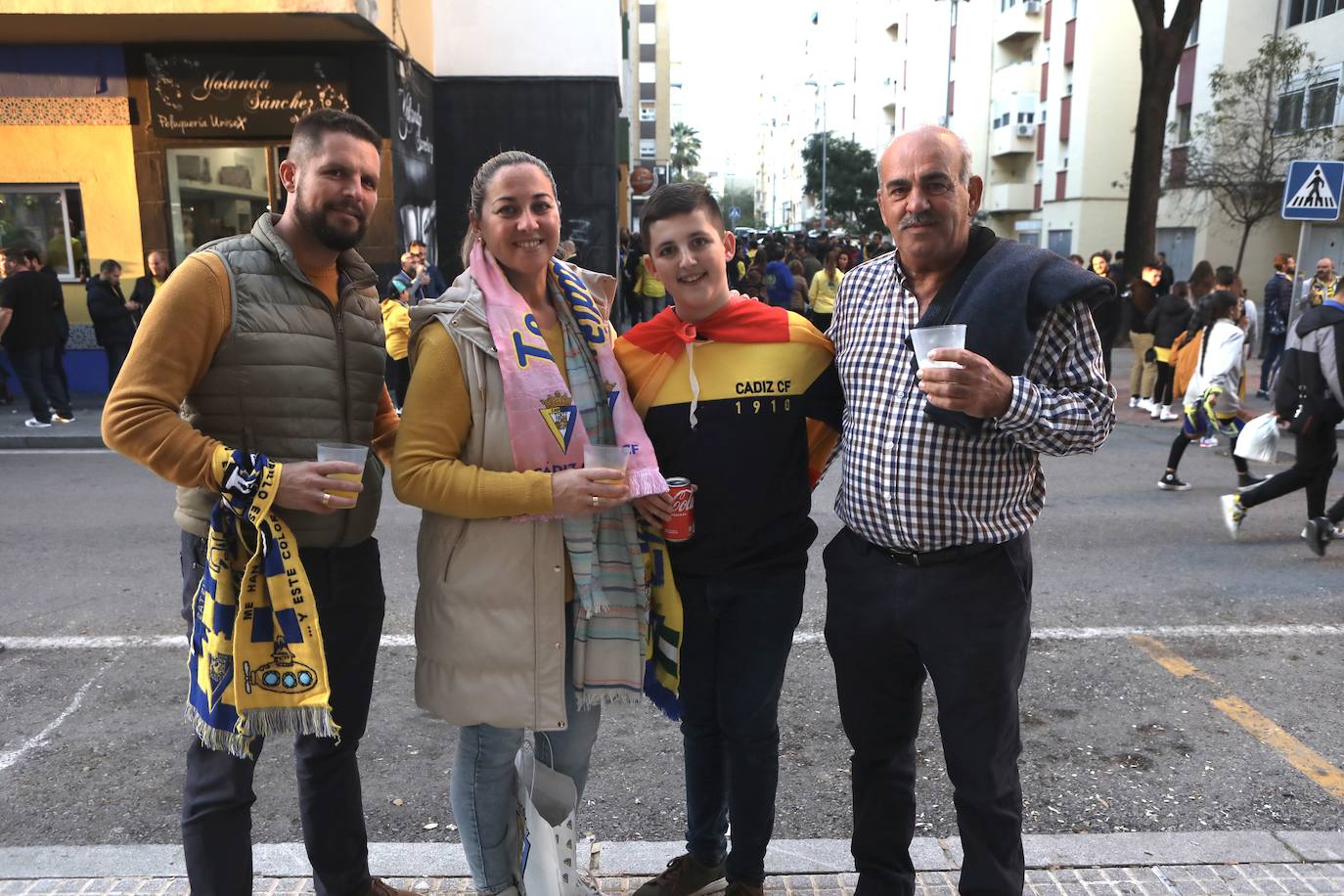 Fotos: Búscate en la previa del partido Cádiz - Almería