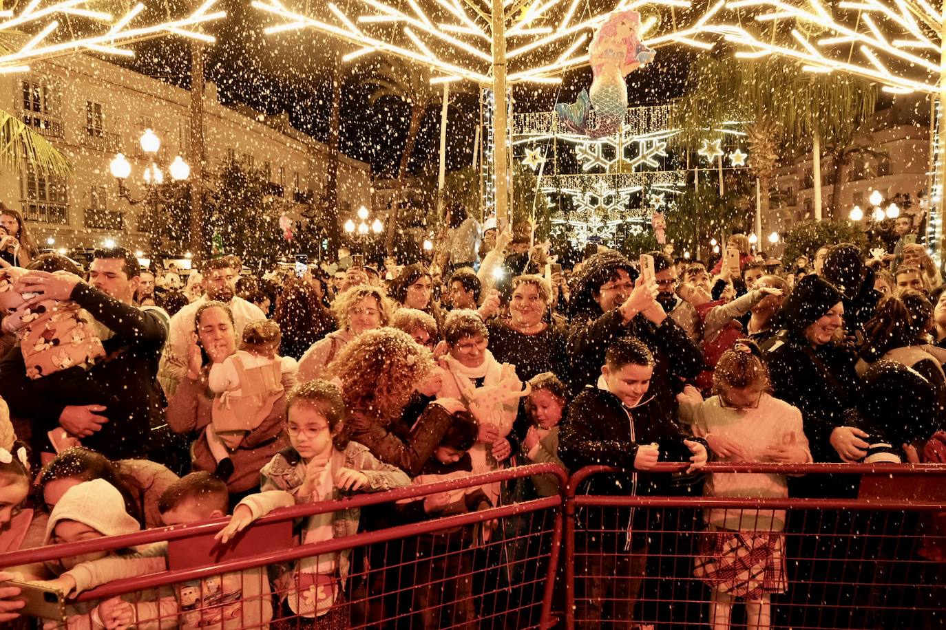 Fotos: Celebración de las primeras campanadas infantiles en Cádiz