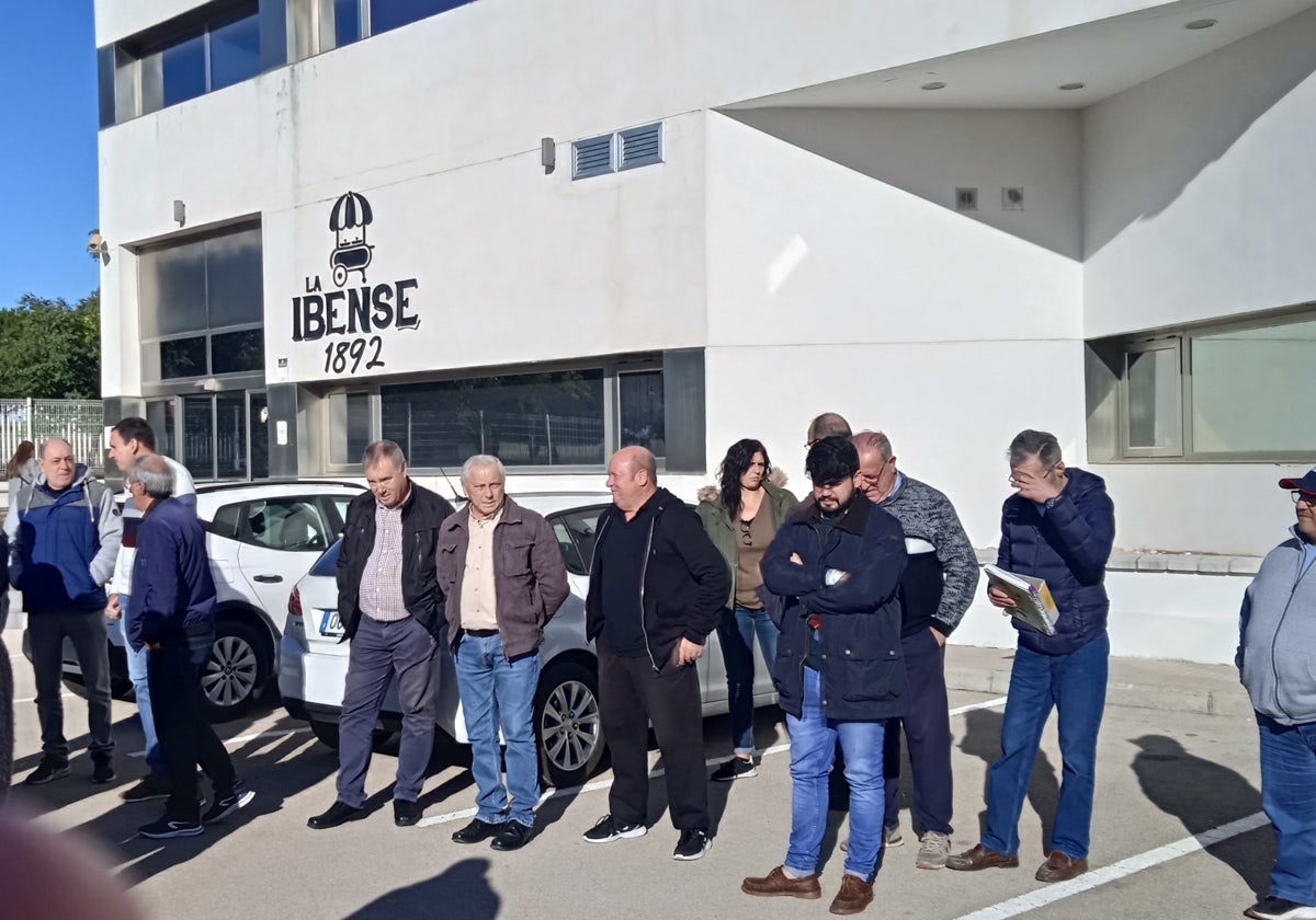 Asamblea de trabajadores celebrada en la víspera de Navidad en la factoría de Jerez