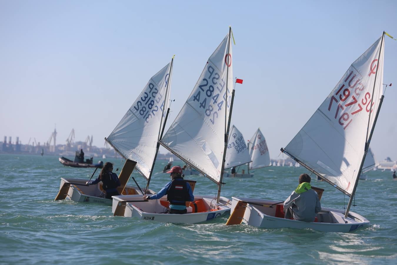 La Excellence Cup de Optimist se despide con honores de la Bahía de Cádiz