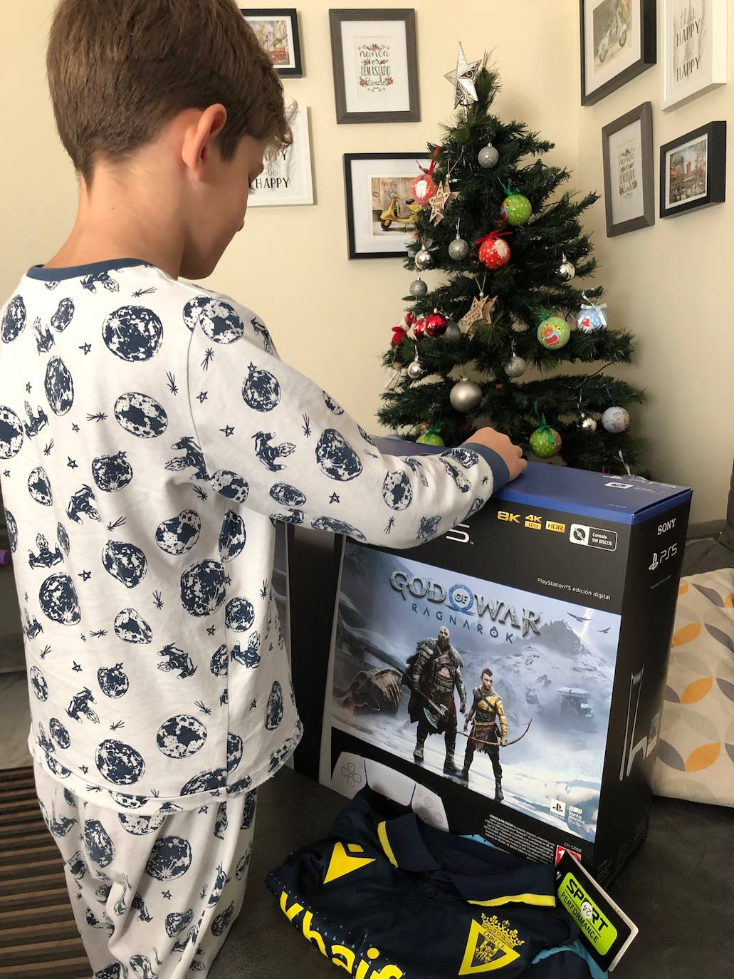 Así ha sido la llegada de los Reyes Magos en los hogares gaditanos