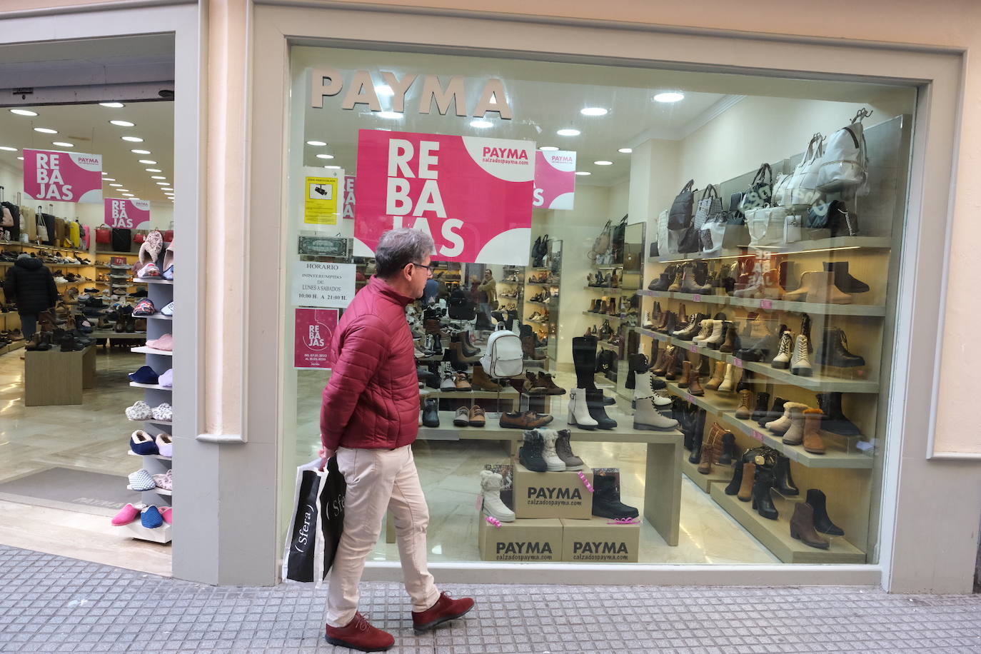 Fotos: Así está siendo la primera jornada de rebajas en Cádiz