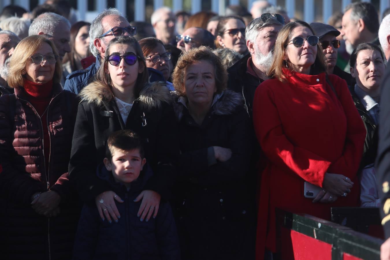Fotos: La emocionante salida del buque Juan Sebastián de Elcano desde Cádiz