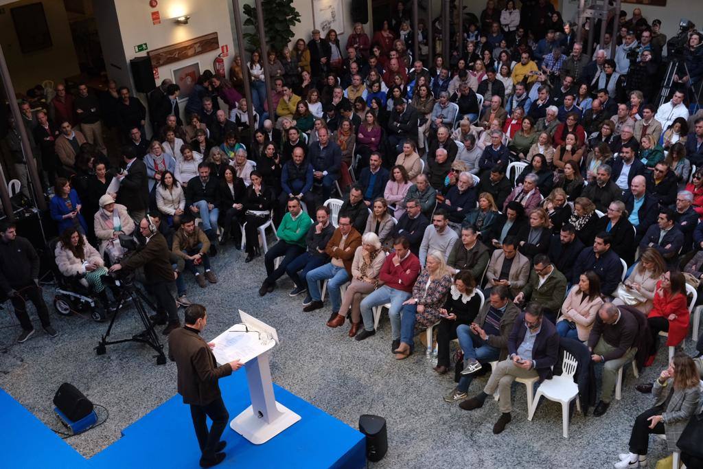 Fotos: La multitudinaria puesta de largo del PP andaluz en Cádiz