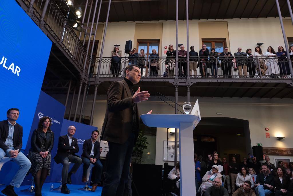 Fotos: La multitudinaria puesta de largo del PP andaluz en Cádiz