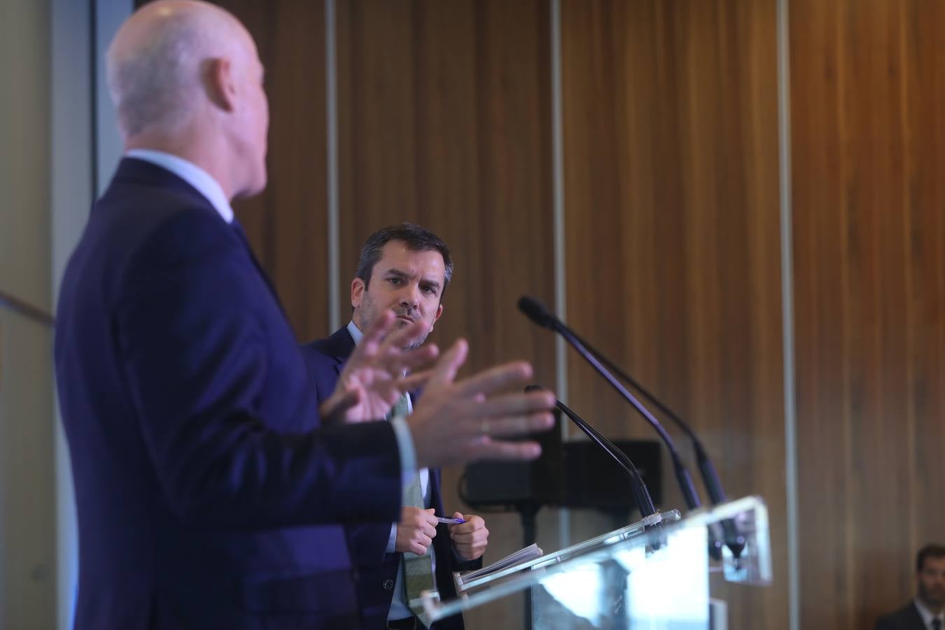 Fotos: Narciso Michavila en la Mirada Económica de ABC y La Voz