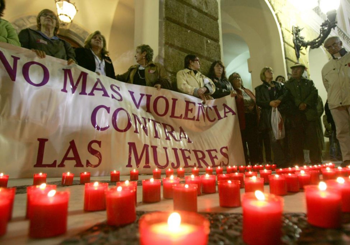 Asociaciones de mujeres de Cádiz denuncian la falta de un protocolo único de actuación para víctimas de violencia de género