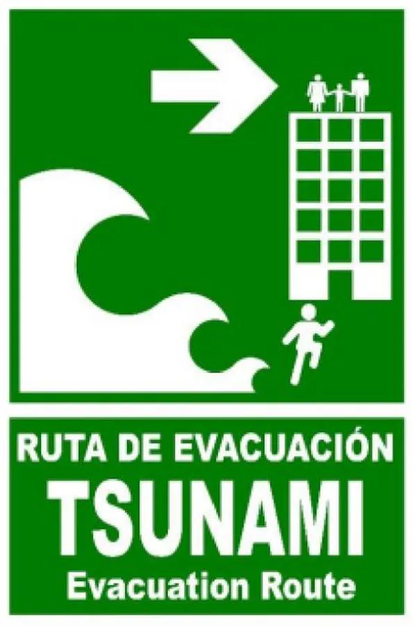 Imágenes: las señales de evacuación en caso de tsunami en Cádiz