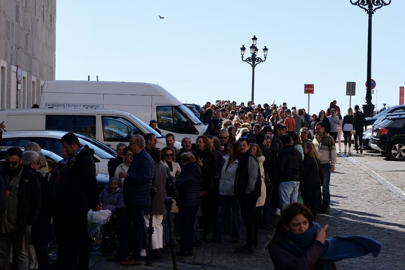 Fotos: Largas colas en la Catedral en la Gran Empanada Popular