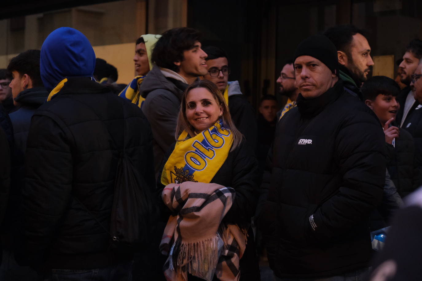 Fotos: Búscate en la previa del partido