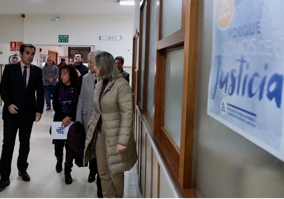 Nieto, durante su visita a los juzgados de San José.