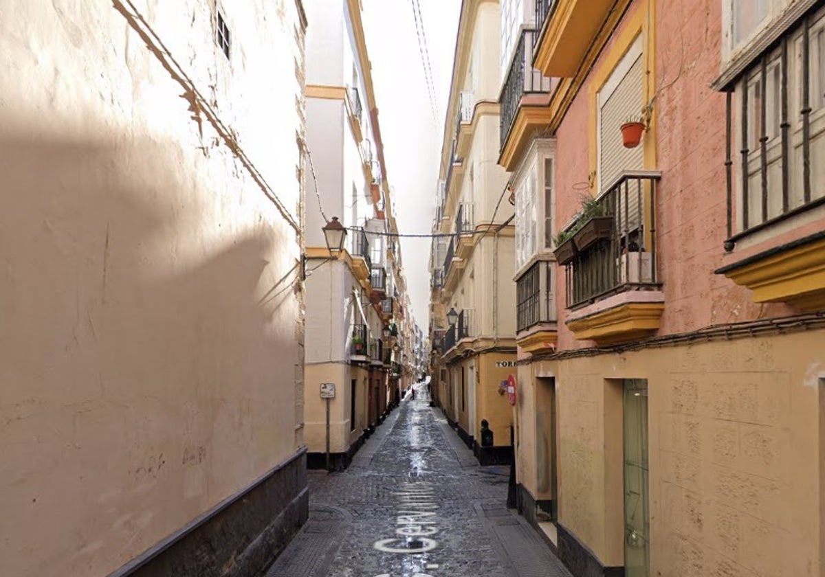 El juez envía a prisión por homicidio al detenido por el apuñalamiento en Cádiz