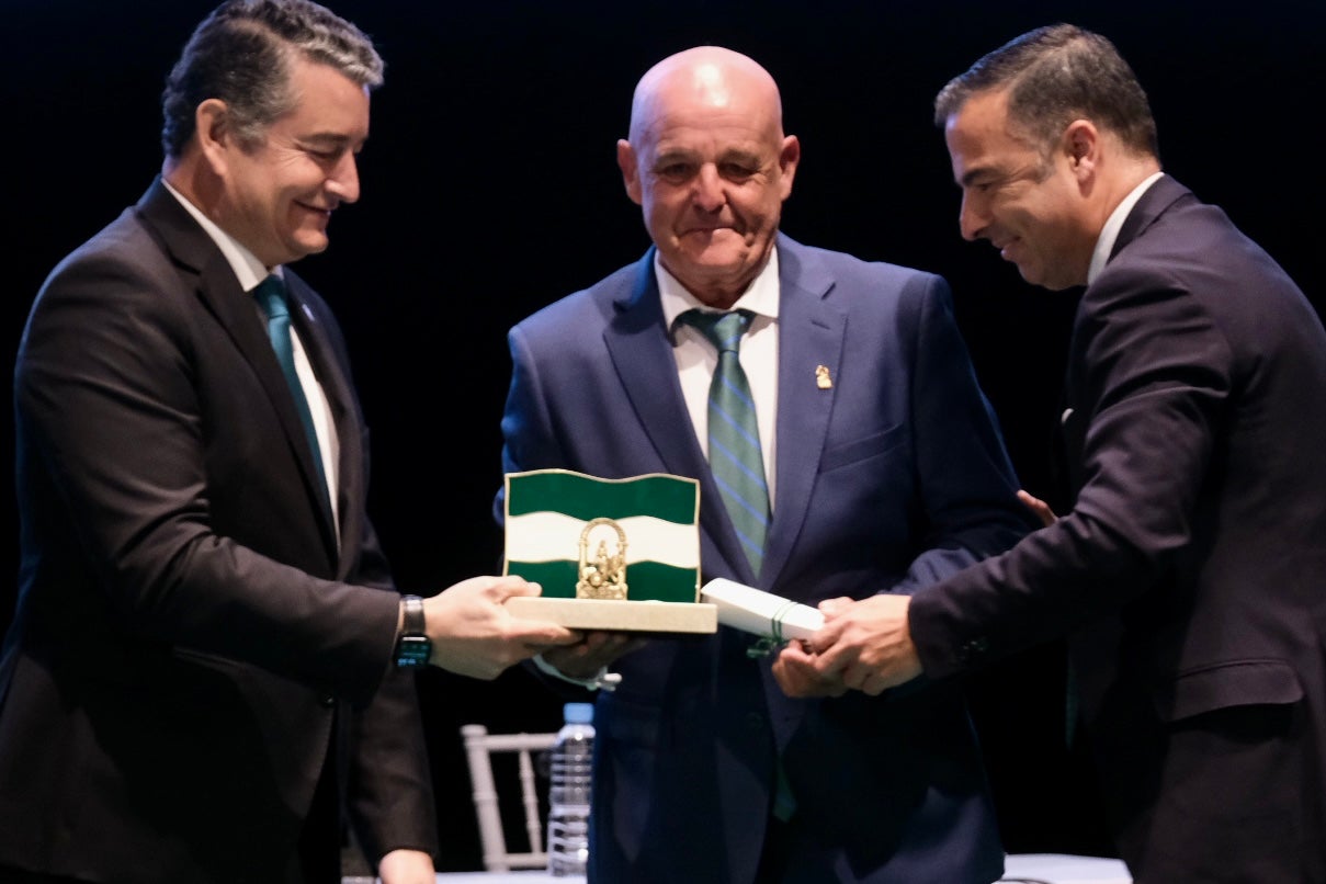 Fotos: Acto de entrega de las Banderas de Andalucía