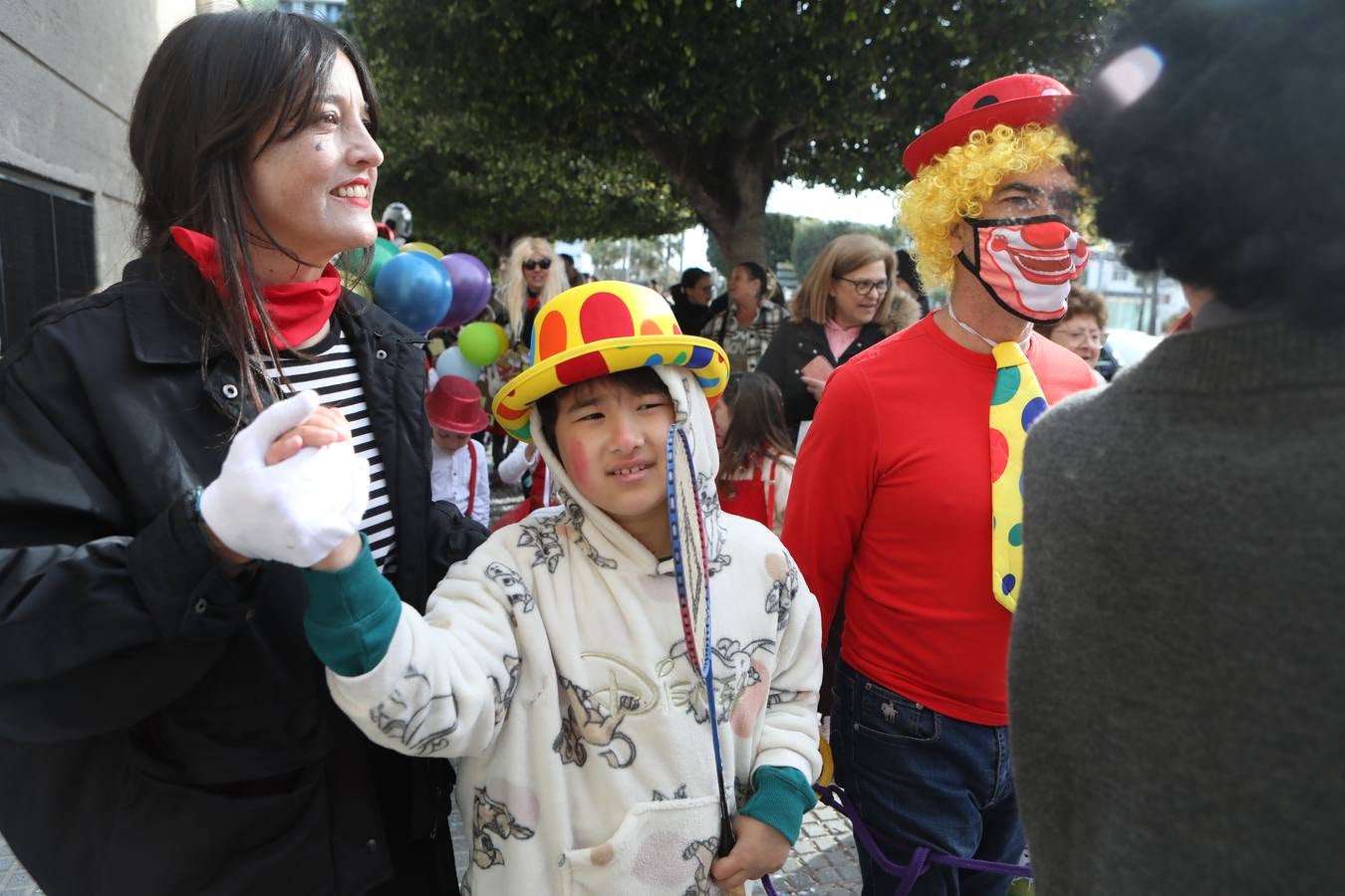 Las imágenes del &#039;Circo de emociones&#039; del Carnaval en el colegio Tierno Galván de Cádiz