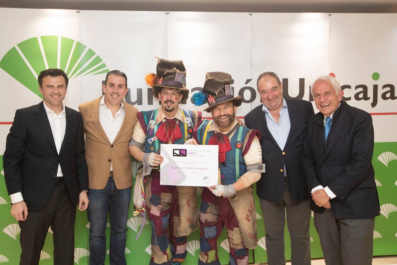 Fotos: La Fundación Unicaja entrega los premios de su concurso de coplas del carnaval gaditano